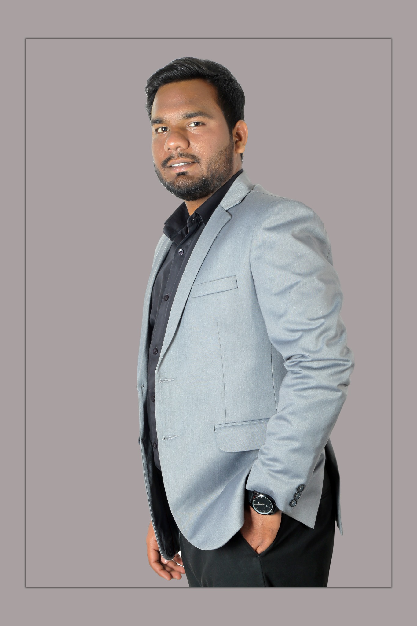 Aniket Kumar, founder and chief trainer of CloserVerse